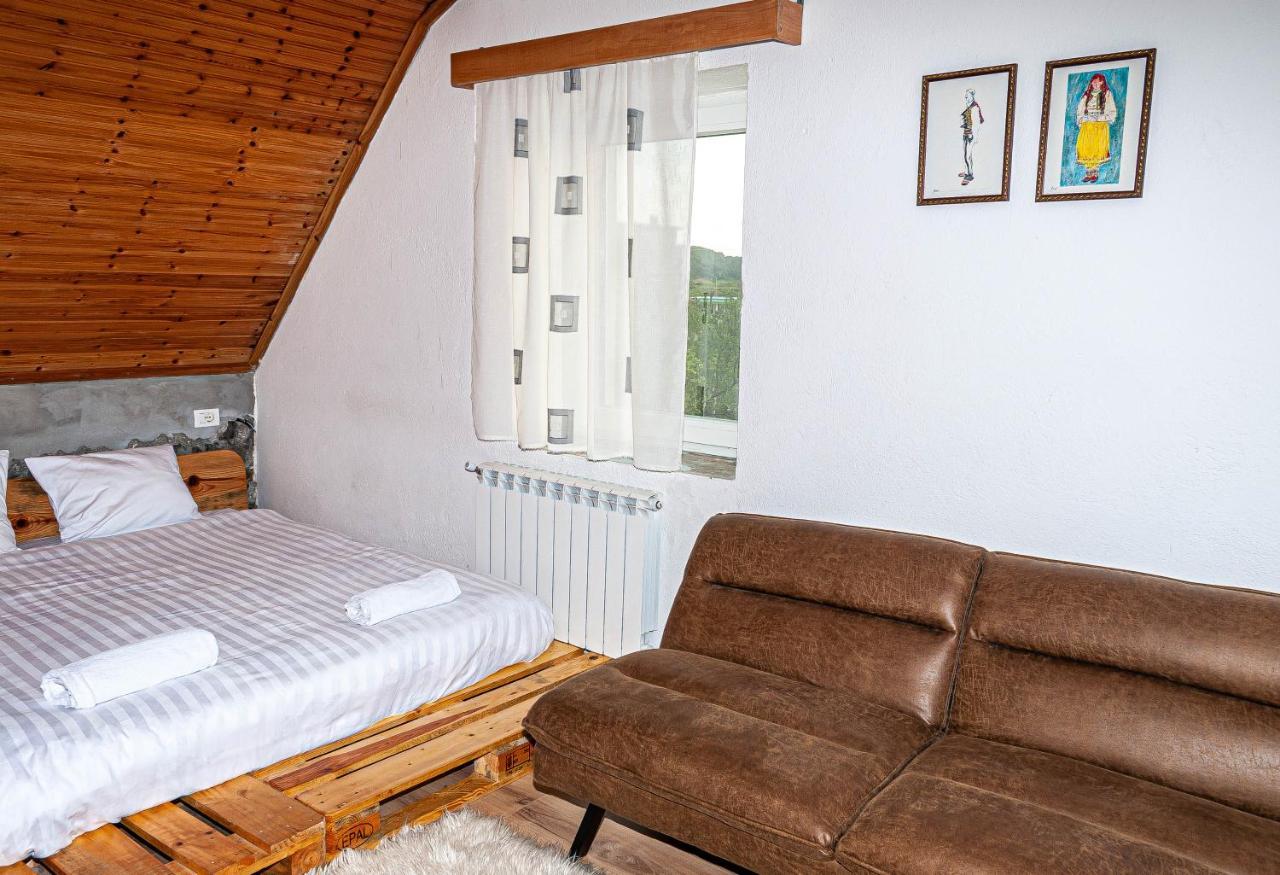 N'Konak Guesthouse Puke Extérieur photo