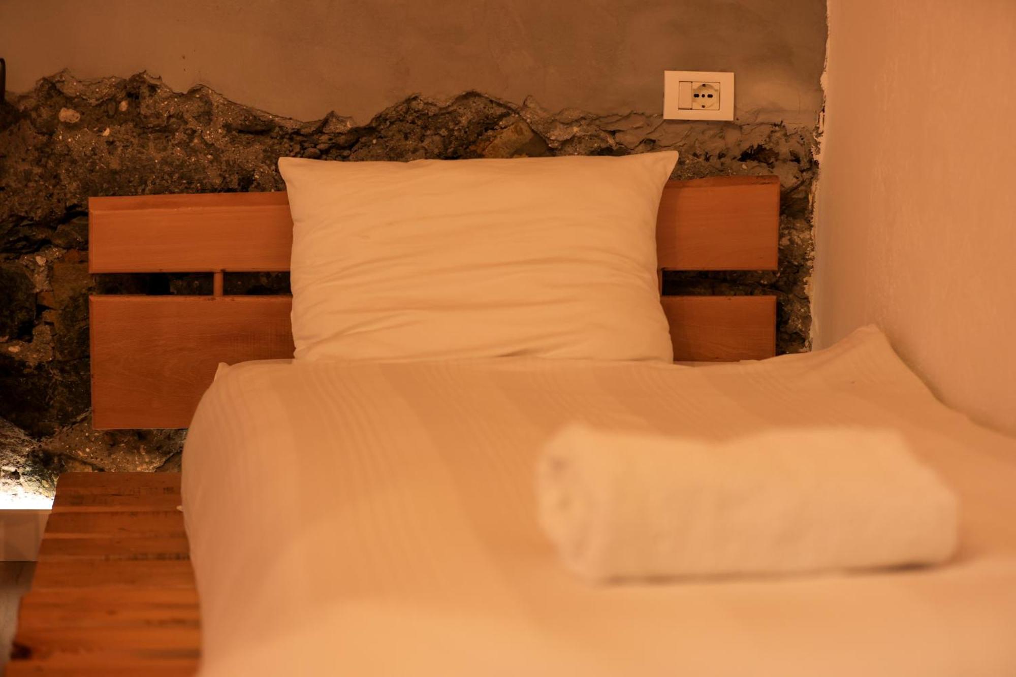 N'Konak Guesthouse Puke Extérieur photo
