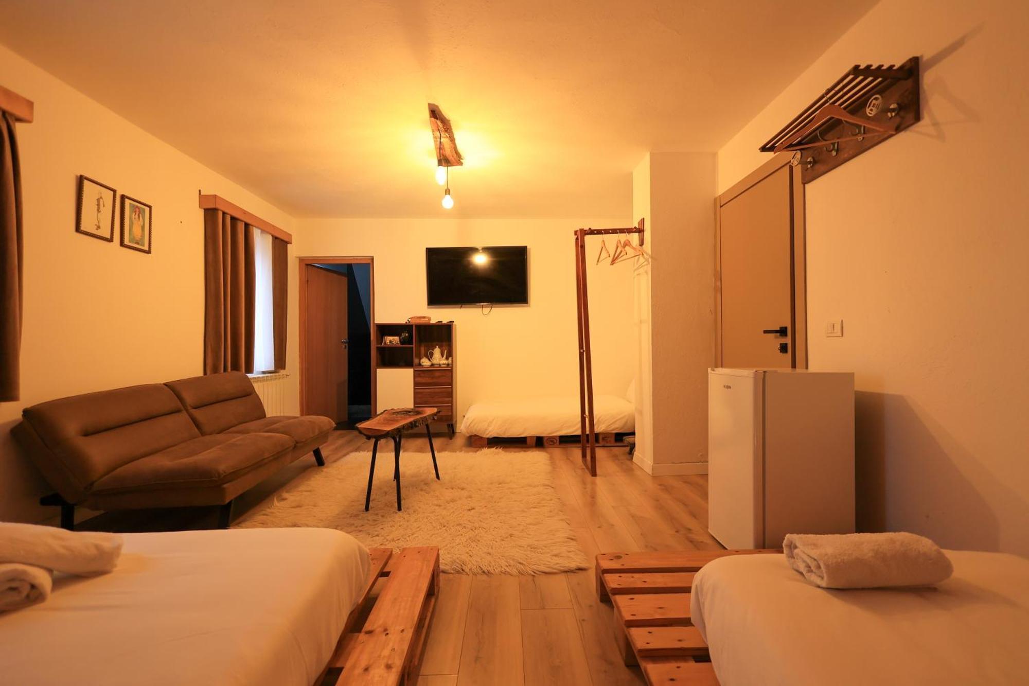 N'Konak Guesthouse Puke Extérieur photo